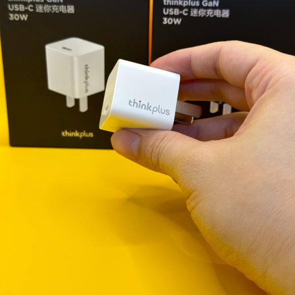Củ sạc nhanh 30W Lenovo ThinkPlus MC31 nhỏ gọn công nghệ Gan Củ sạc nhanh 30W Lenovo ThinkPlus MC31 nhỏ gọn công nghệ Gan