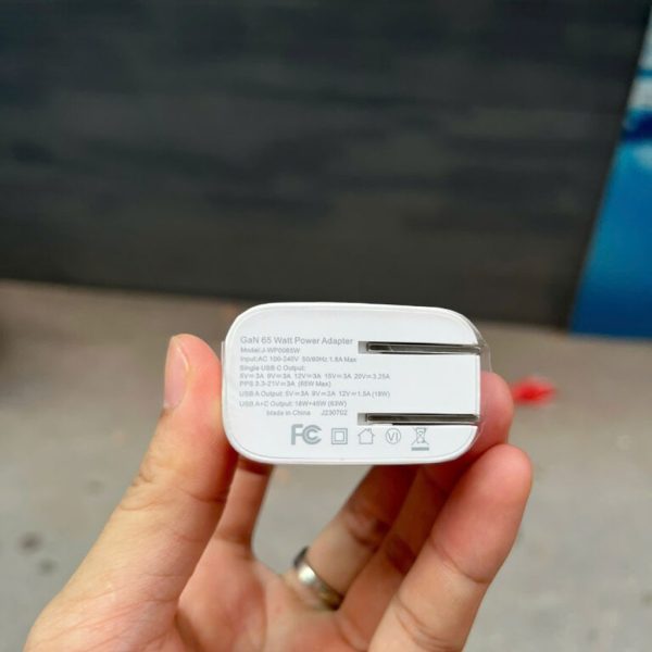 Củ sạc nhanh Jinsdar 65W 2 cổng USB A C GaN