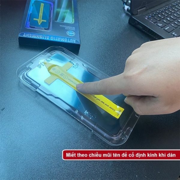 Kính cường lực tự dán cho Iphone, viền mỏng