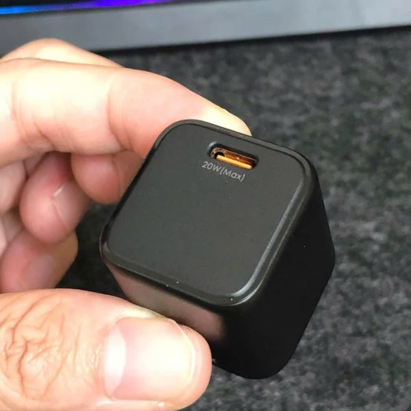 Bộ sạc nhanh REMAX PD 20W RP-U7 (Kèm cáp Type C to Lightning)