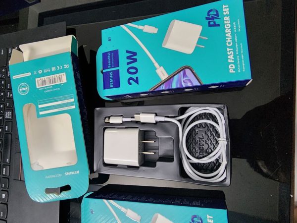 Bộ sạc nhanh chuẩn PD 20w remins kèm cáp c to l