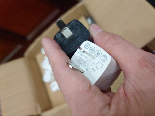 Củ sạc nhanh Baseus Cube pro 30W trần