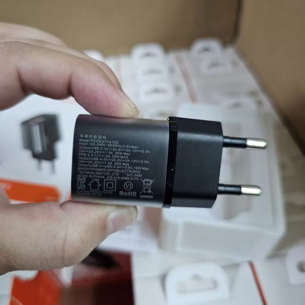 Củ sạc Toocki 33W GaN