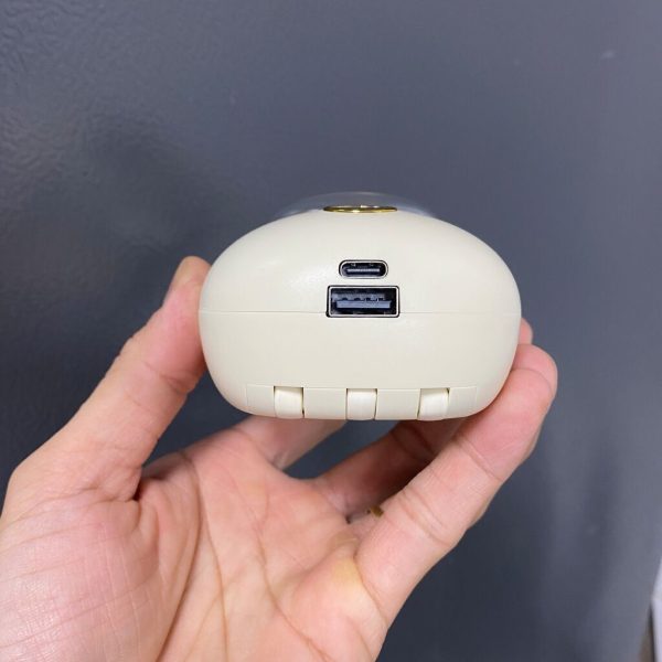 Pin Dự Phòng 10.000mAh (vỏ in 20k) sạc nhanh 20W Disney Tsum, liền cáp, PPS/PD/QC (màungẫu nhiên)