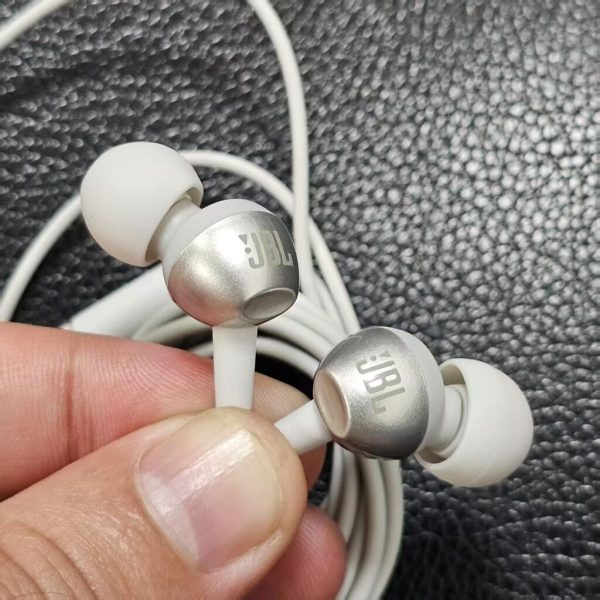 Tai nghe nhét tai có dây In-ear JBL C200SI JBLC200SIU ( ko hộp ) Fake