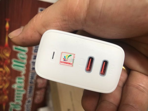 Củ sạc aukey 65w-2c