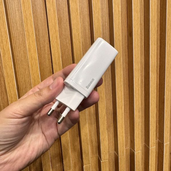 Củ sạc Baseus 65W 2 cổng C ( không hộp - 2 chân tròn) Củ sạc Baseus 65W 2 cổng C ( không hộp - 2 chân tròn)