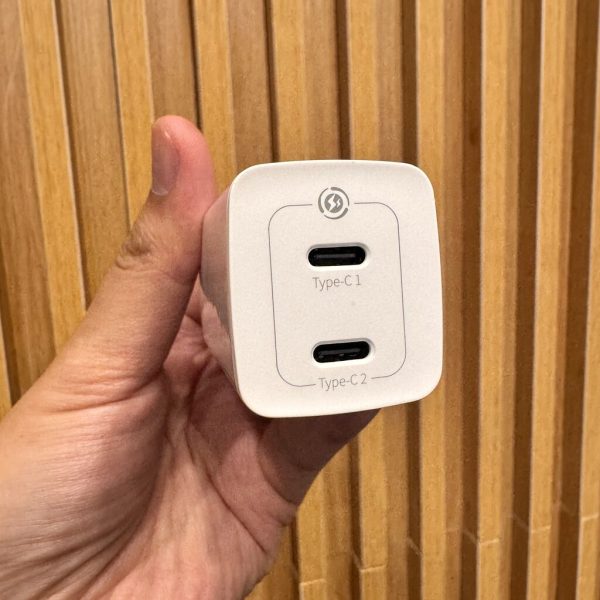 Củ sạc Baseus 65W 2 cổng C ( không hộp - 2 chân tròn) Củ sạc Baseus 65W 2 cổng C ( không hộp - 2 chân tròn)