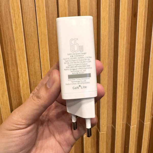 Củ sạc Baseus 65W 2 cổng C ( không hộp - 2 chân tròn) Củ sạc Baseus 65W 2 cổng C ( không hộp - 2 chân tròn)