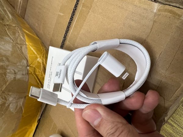 Cáp dù đa năng 60W sạc cả type C và LN