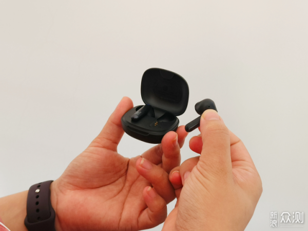 Tai nghe Bluetooth TWS hãng JBL T280TWS X2 Tai nghe Bluetooth TWS hãng JBL T280TWS X2