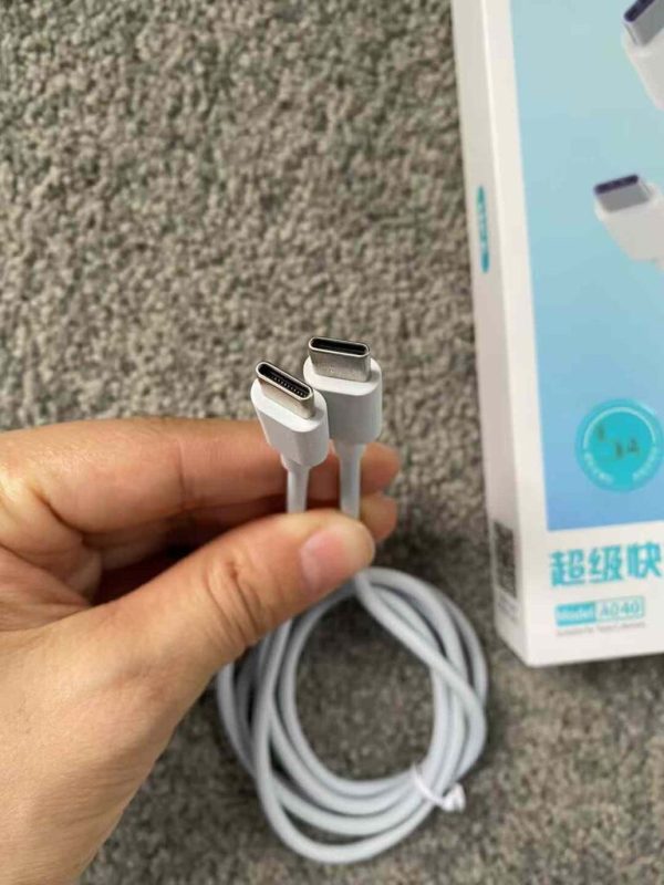 Cáp sạc nhanh Type-C hãng UFK sạc được iPhone 15/16 (độ dài 1m)