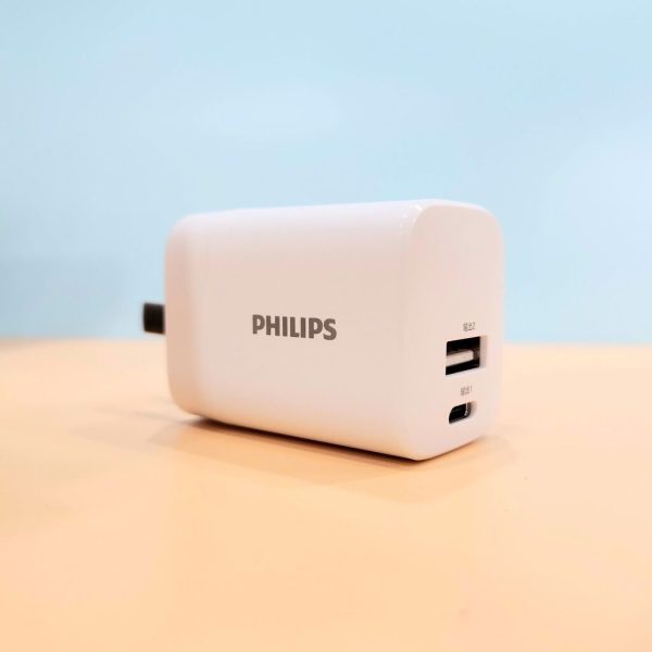 Củ sạc sạc nhanh 20w Philips C + A