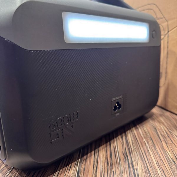 Trạm sạc Mentech MT600 600W Tặng tai nghe JBL T280TWS X2