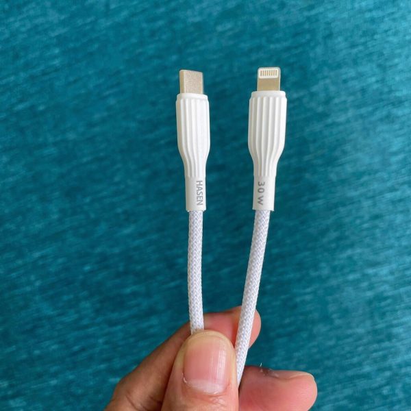 Cáp sạc nhanh HASEN HS-CPD18 (Type C-L 30w) dây dù trắng, 1m Cáp sạc nhanh HASEN HS-CPD18 (Type C-L 30w) dây dù trắng, 1m