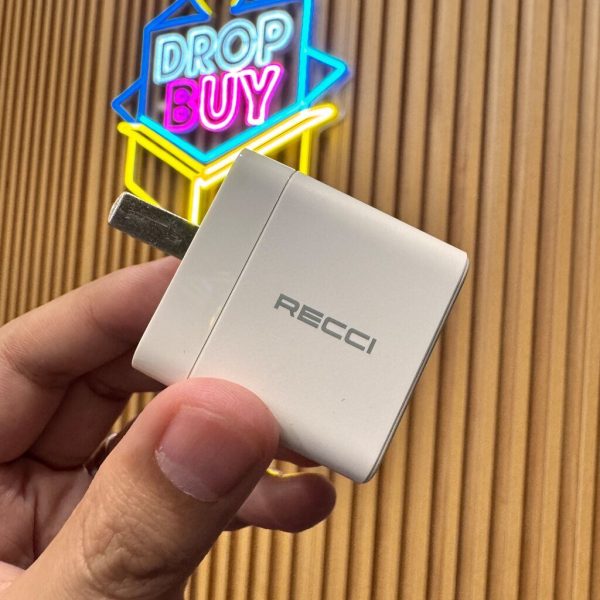 Củ sạc nhanh 35W hãng Recci 2 cổng C , chân gập RCT-P35C