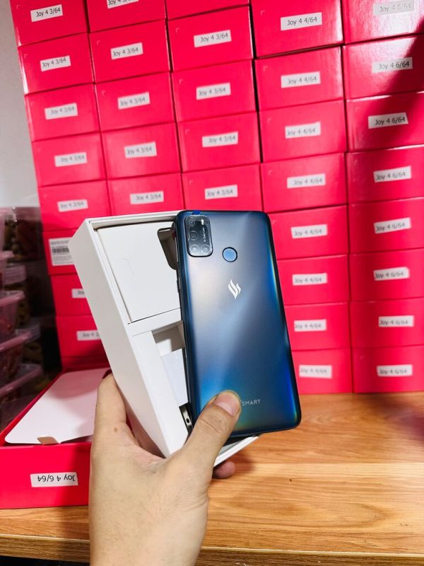 Điện thoại Vsmart Joy 4 98% màu ngẫu nhiên, đầy đủ box sạc cáp và ốp lưng