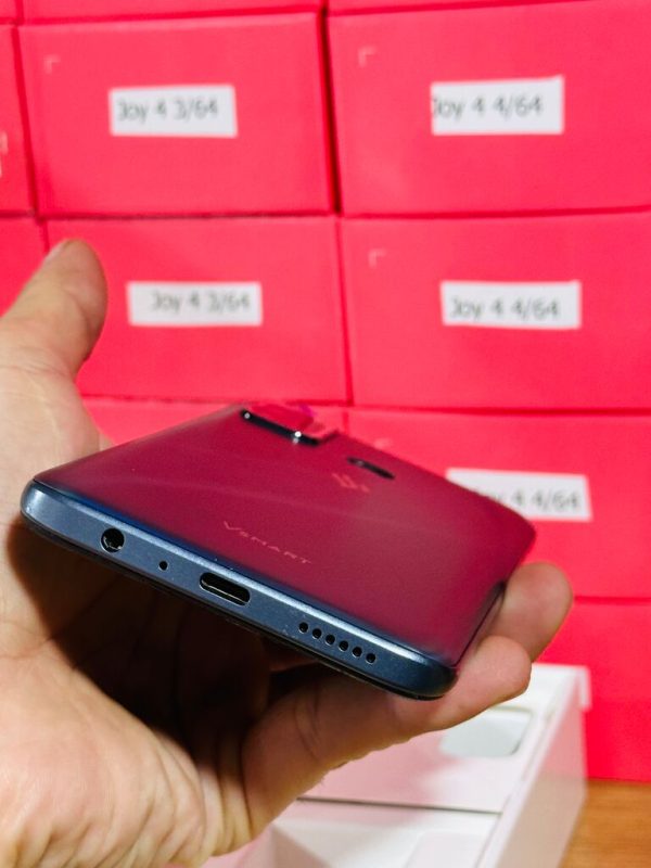 Điện thoại Vsmart Joy 4 98% màu ngẫu nhiên, đầy đủ box sạc cáp và ốp lưng