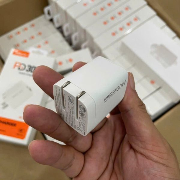 Củ sạc nhanh RECCI 30W RCT-P40C, 2 cổng sạc A+C