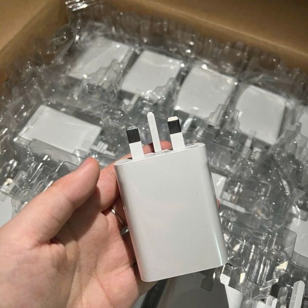 Tặng kèm adater - Củ Sạc Nhanh 33W chính hãng Xiaomi , chân sạc 3 chấu (Không hộp)