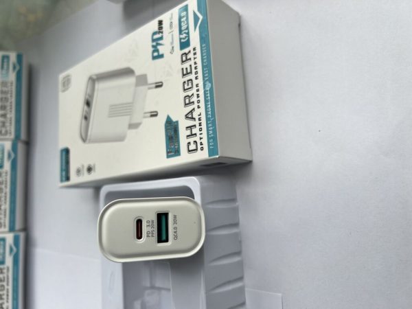 Sạc nhanh 2in1 PD20w + Qc4.0 Kim Cương chính hãng