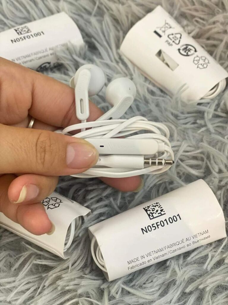 Tai nghe 3.5 Vinsmart Aris/ Aris pro