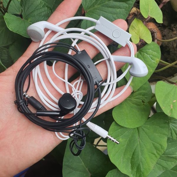 Tai nghe nhét tai 5830 Chính hãng cho máy A10.A20.A30.A50.M10.M20.M30.M50.J5prime.J7pro Tai nghe nhét tai 5830 Chính hãng cho máy A10.A20.A30.A50.M10.M20.M30.M50.J5prime.J7pro