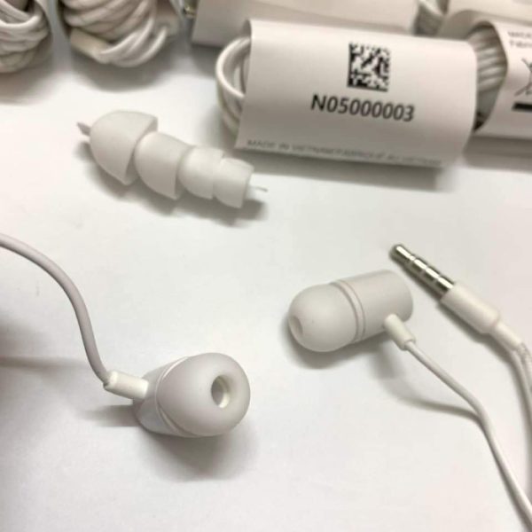 Tai nghe Vinsmart Chính Hãng Bọc dù chống rối