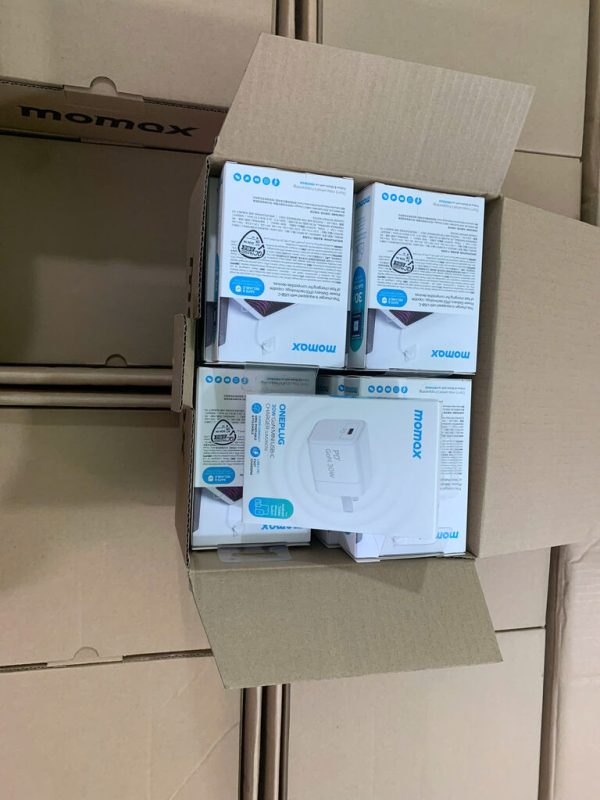 Củ sạc nhanh Momax UM26CN 30W GaN