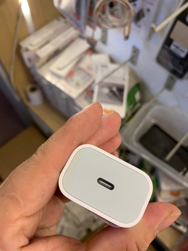 Củ sạc nhanh iphone 20w chuẩn dòng hàng Fake xịn Full Hộp