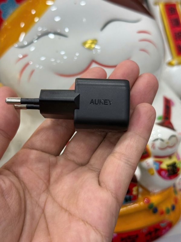 Củ Sạc Nhanh 20W Chính Hãng Aukey Omnia USB-C PD PA-B1 (Đen) Củ Sạc Nhanh 20W Chính Hãng Aukey Omnia USB-C PD PA-B1 (Đen)