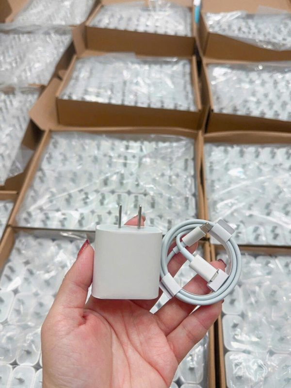 BỘ SẠC NHANH 20W ĐỦ DÒNG HÀNG FAKE LOẠI CAO CẤP ( KO LOGO )