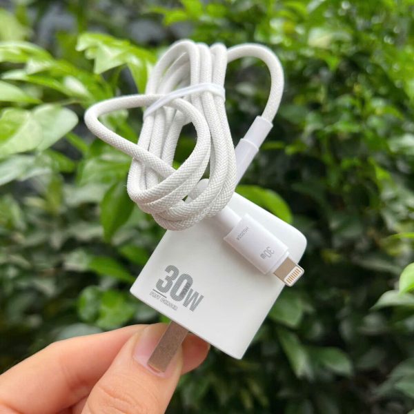 Bộ Sạc Nhanh WEKOME WU-39 PD 30W + Cáp Sạc 27W ( C-L ) / 65W ( C-C ) Bộ Sạc Nhanh WEKOME WU-39 PD 30W + Cáp Sạc 27W ( C-L ) / 65W ( C-C )