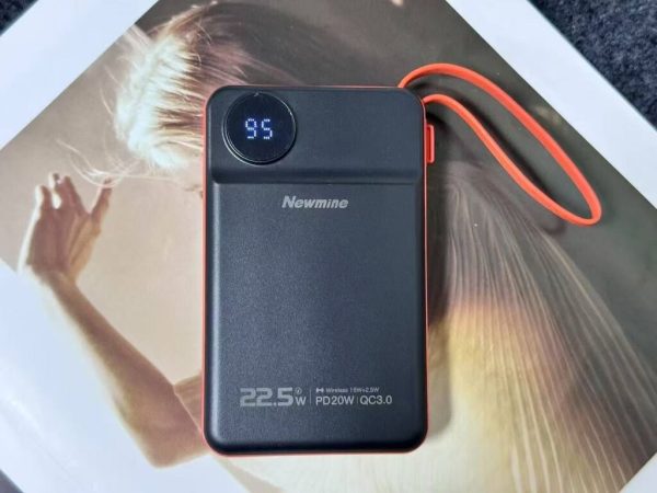 Pin dự phòng không dây 10.000mAh Newmine