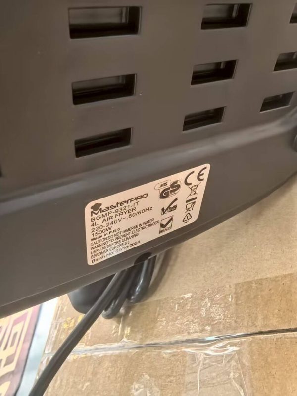 Nồi chiên không dầu 4L Masterpro by Benedetta Parodi ( thương hiệu Italy )