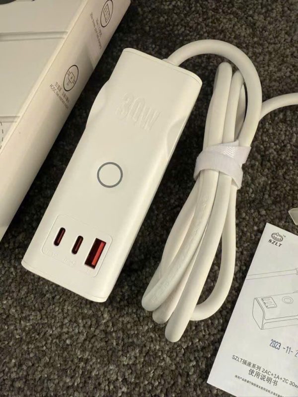 Ổ điện sạc đa năng SZLT, 2 cổng 220v + 2 Cổng C 30W + USB-A Power Strip