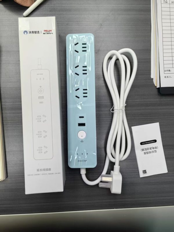 Ổ điện thông minh Wi-Fi hãng DELIXI, cổng C 20W + 3 ổ 220V