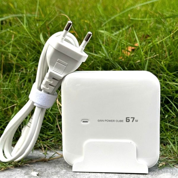 Củ sạc TOOCKI 67W GaN POWER CUBE] – Bộ sạc nhanh đa cổng, nhỏ gọn nhưng đầy uy lực